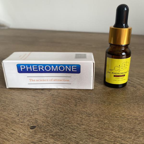 Nước hoa tình yêu kích thích nữ Pheromone 10ml hàng Mỹ cực mạnh